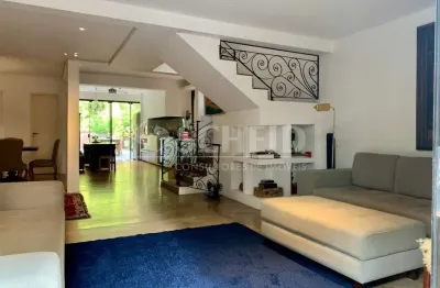 Sobrado a venda  na vila sônia/ morumbi com 2 quartos suites.