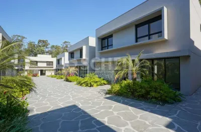 Casa em condominio fechado na chacára santo antonio!