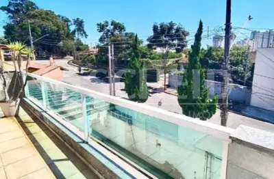 Casa com 3 quartos para alugar na Rua Professor Egas Moniz, --, Jardim Londrina, São Paulo