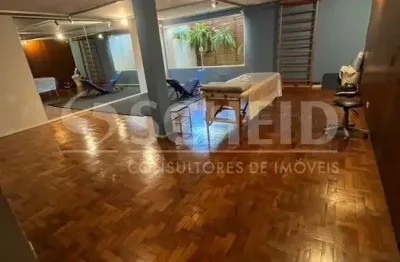 Casa comercial a venda no jardim guedala com 08 vagas e 08 salas