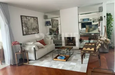 Apartamento de 3 quartos, 3 suítes, uma master, closet, living para 3 ambientes, terraço,4 vagas.