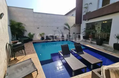 4 quartos, 1 suíte,  3 banheiros, 4 vagas e piscina- jardim consorcio