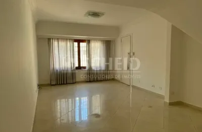 Lindo sobrado com 2 suítes, 2 salas, cozinha com copa e 2 vagas de garagem no brooklin
