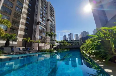 Lindo apartamento novo e reformado no morumbi, em frente ao metrô