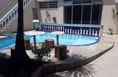 Sobrado no brooklin,  380m², 5 quartos, 5 suítes, closet, 8 banheiros,  living  3 ambientes, 6 vagas