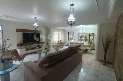 Casa na vila marari 300m², com 4 dormitórios, 2 salas, cozinha, área gourmet e 6 vagas de garagem
