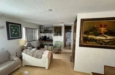 Apartamento 80m² com  03 quartos 01 suíte 03 banheiros 01 vaga no rua sócrates