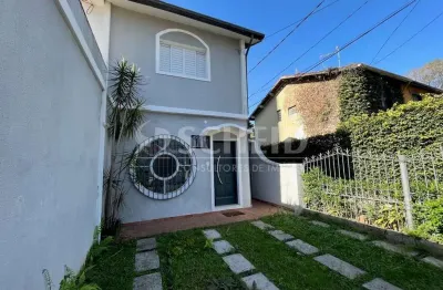 Casa a venda no brooklin com 3 quartos sendo 1 suíte com 2 vagas de garagem.