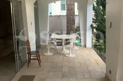 Casa com 4 quartos para alugar na Rua Maestro Eduardo de Guarnieri, --, Interlagos, São Paulo