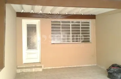 Sobrado a venda na região do sabará , sendo 3 dormitórios.