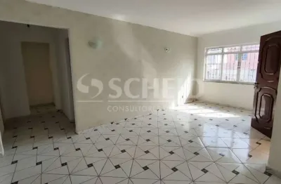 Casa térrea no campo grande, 150m2, com 2 quartos, sala, cozinha com armários,  jardim,  2 vagas.