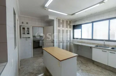 Apartamento para locação no itaim com 3 dormitórios, sendo 1 suíte e 3 vagas
