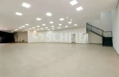 Loja para locação em santo amaro com 300m² a 5 minutos a pé da estação adolfo pinheiro