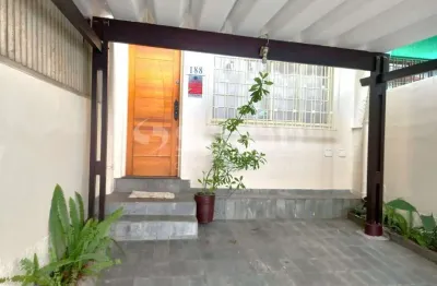 Sobrado a venda, 2 quartos, 3 banheiros, 1 vaga, chacara santo antonio