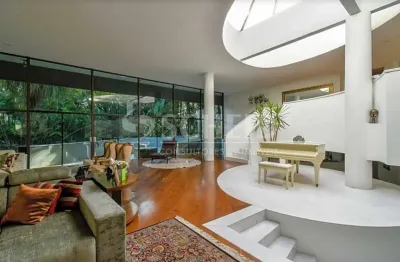 Casa com 4 quartos para alugar na Rua Teixeira de Freitas, --, Alto da Boa Vista, São Paulo