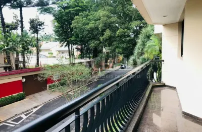 Apartamento alto da boa vista reformado 3 dormitórios 3 suites 4 vagas.