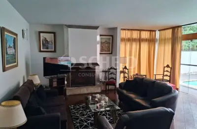 Casa à venda no alto da boa vista com 4 suítes, piscina, sauna, churrasqueira, salão de festas
