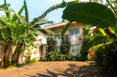 Casa com enorme potencial em ótima localização no brooklin
