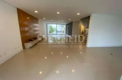 Casa em condomínio fechado com 4 quartos para alugar na Rua Tomé Portes, --, Brooklin, São Paulo