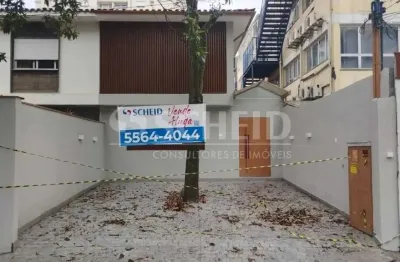 Imóvel comercial reformado para locação de 247,00m² útil na vila mascote.