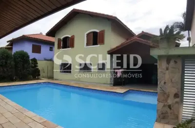 Casa com 3 quartos para alugar na Rua Leonardo de Fássio, --, Interlagos, São Paulo