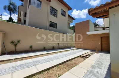 Casa terrea em condominio , 740 metros de terreno ,250 de area util , 03 suites