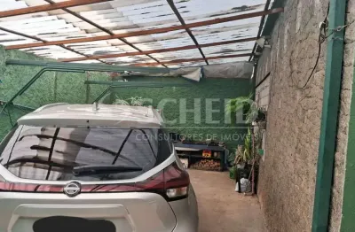 Sobrado no brooklin com 200m² 5 quartos, 3 suítes, 4 vagas, sala dois  ambientes.