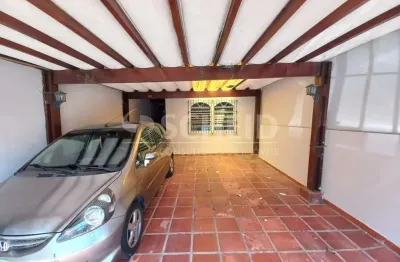 Sobrado de 217m² com 2 quartos e 2 vagas de garagem à venda na vila santa catarina
