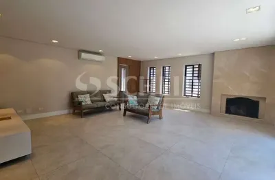 Casa com 3 quartos para alugar na Rua Bolivar, --, Jardim Petrópolis, São Paulo
