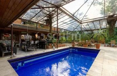 Casa aluga na granja julieta 900m² com 6 suítes, academia, home theater, sala de jogos