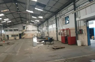Galpão para locação na região do socorro com 2370 m²