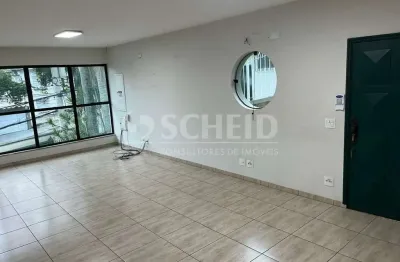 Casa comercial, nove salas, copa, 5 banheiros, 5 vagas, granja julieta