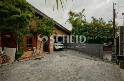 Sobrado para locação 4 dormitórios (1 suíte), 5 banheiros, 4 vagas  lazer completo na vila marari