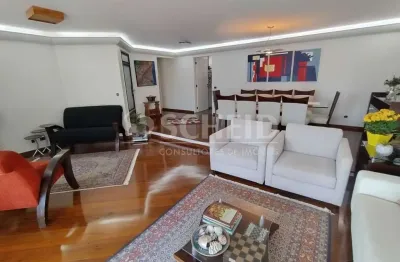 Apartamento semi mobiliado a venda de 171,00m² útil, com 4 quartos e 3 vagas, na vila mascote!
