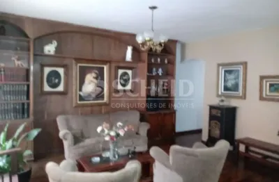 Casa a venda de 163,00m² útil, com 3 quartos no campo belo.