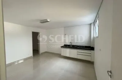 Studio 46m2 no campo grande com 1 dormitório, banheiro, sala, cozinha com cooktop, 1 vaga e elevador