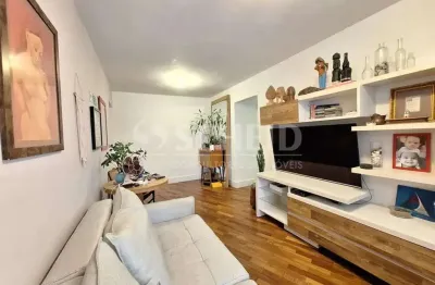 Apartamento a venda ,3 quartos sendo 1 suíte, 2 banheiros  e 2 vagas na garagem