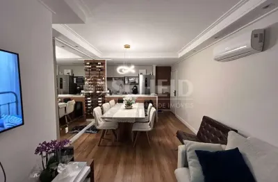 Apartamento com 3 quartos, 1 suíte 2 banheiros  2 vagas
