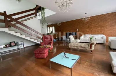 Sobrado a venda de 428,00m² útil, com 4 quartos no jardim prudência.