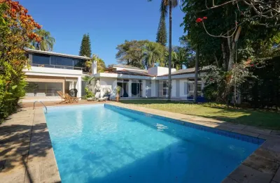 Casa térrea a venda no jardim cordeiro 4 suítes 7 vagas área util 508m2 terreno 900m2
