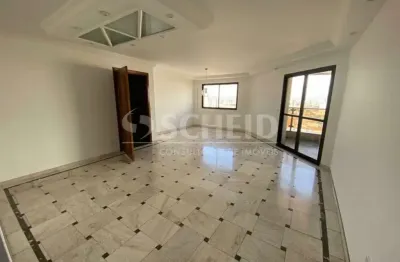 Apartamento com 3 quartos e 3 banheiros à venda por 640.000