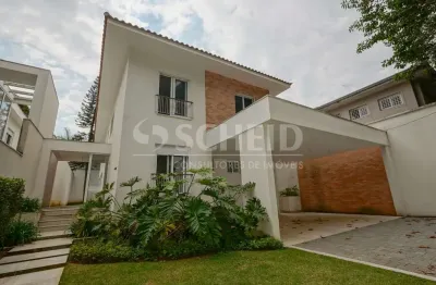 Sobrado sofisticado, com terraço gourmet, próximo a chácara flora!