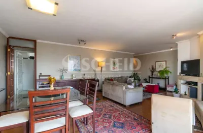 Apartamento á venda no campo belo com 140m², 3 quartos sendo 1 suíte, 2 vagas.