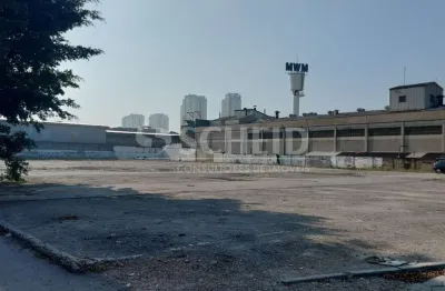 Excelente terreno em área comercial ou residencial com 7.184m² plano, localizado no jardim marajoara