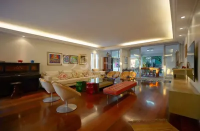 Casa com 4 quartos à venda na Rua Padre Madureira, --, Jardim Guedala, São Paulo