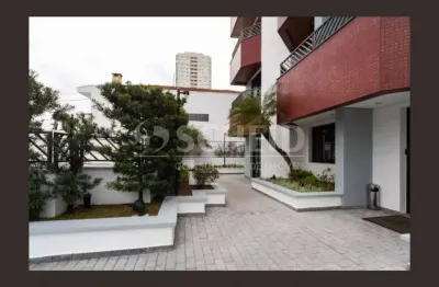 3 quartos 2 suites , sala com sacada, cozinha americana,  bairro vila alexandria