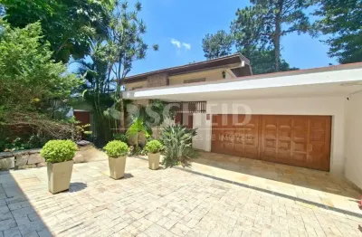 Casa à venda na chácara monte alegre - com 357m² construídos e 980m² de terreno