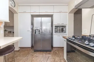 Apartamento á venda no campo belo com 273m², 4 quartos sendo 2 suítes, 3 vagas.