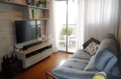 Apartamento reformado com 2 dormitórios próximo ao metrô conceição