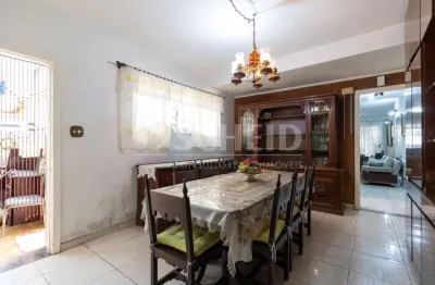 Casa á venda no alto da boa vista com 266m², 4 quartos sendo 1 suíte, 2 vagas.